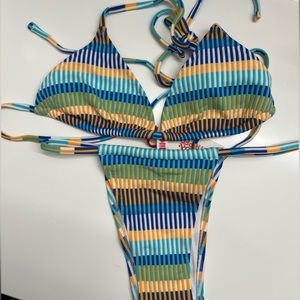 NWT Solid and Striped bikini